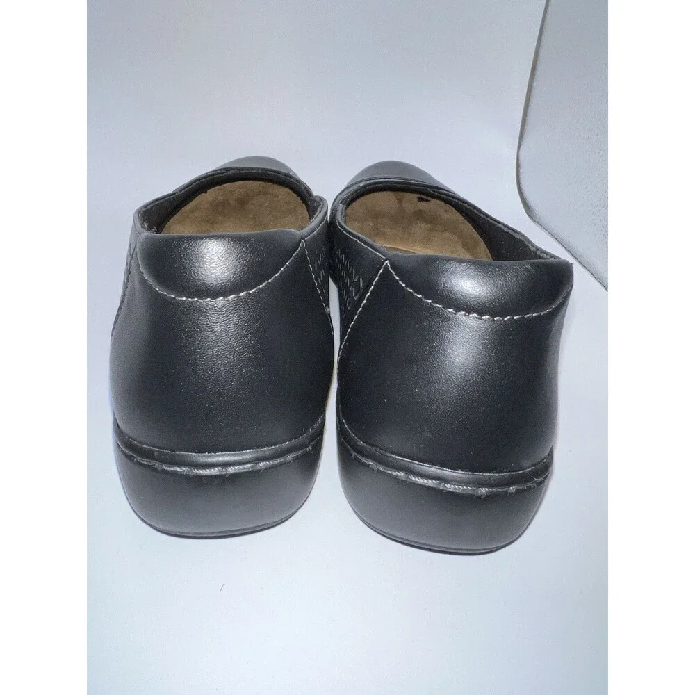 Clarks Cora Iris Loafer womens US Sz 9 Wide Black Leather Slip On Cushioned New